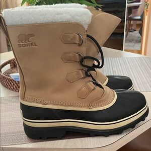 Sorel Beige and Black Men Waterproof Winter Boots